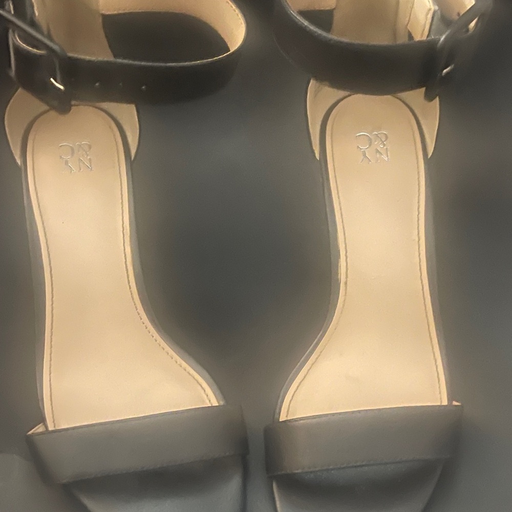 NY&C Black and Cream Heel